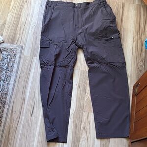Men’s hiking pants. Brand new never worn! durable hike pants.